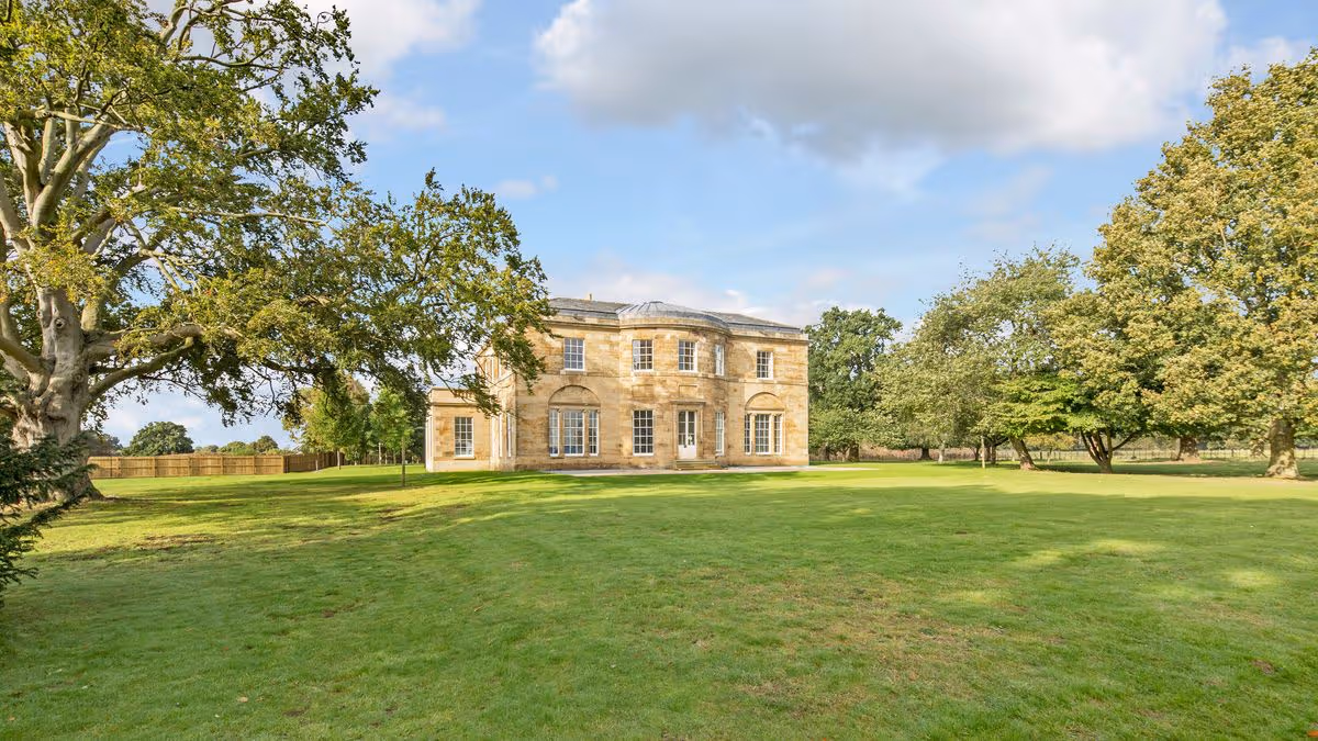 Coton House exterior